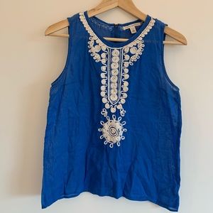 Banana Republic Embroidered Top (Size 4P)